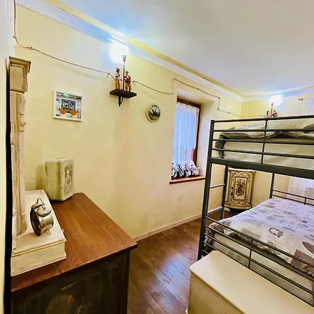 Trilli House 아파트