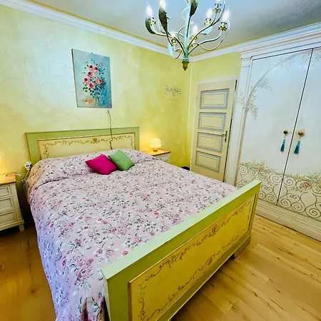 Trilli House